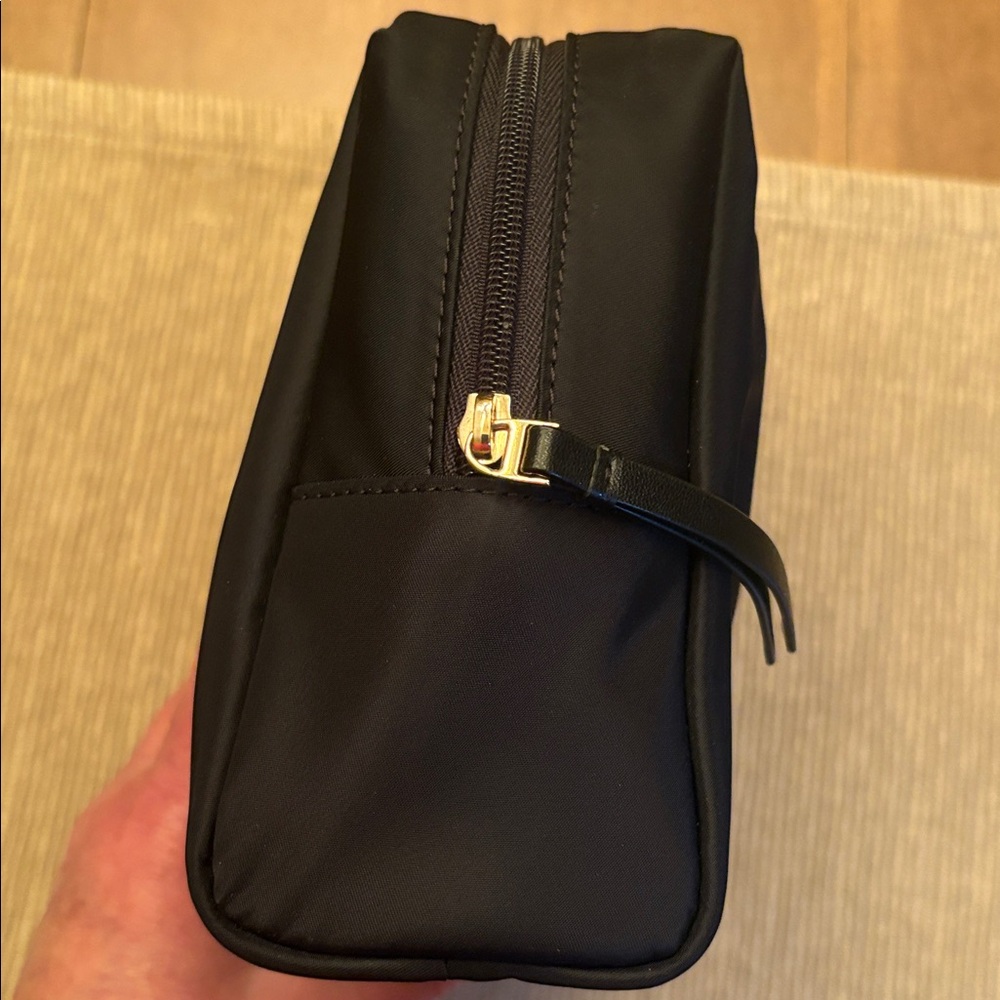 Tory Burch Black Women's Toiletry/Cosmetic Bag - Picture 4 of 7